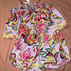 Chelsea & Violet Multicolor Floral High Waist‎ Shorts and tank set medium nwt
